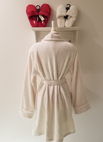 NWT Soma Plush "Embraceable" Ivory Robe L/XL - Picture 3 of 8